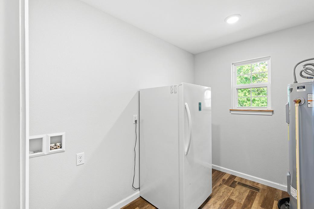 233 E Mckinley Street