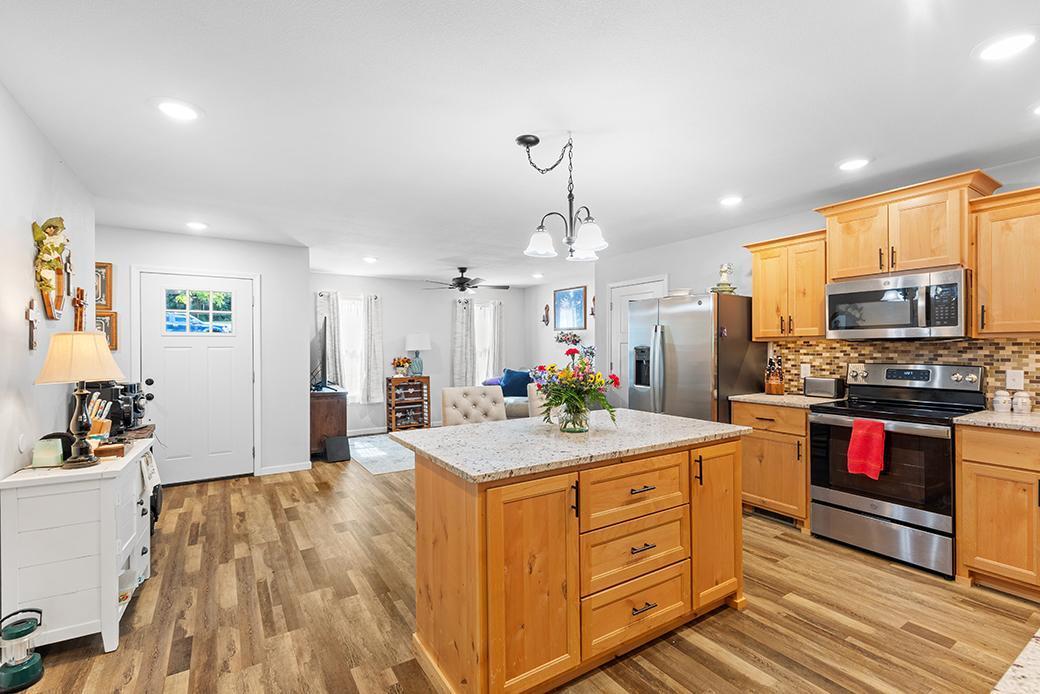 233 E Mckinley Street