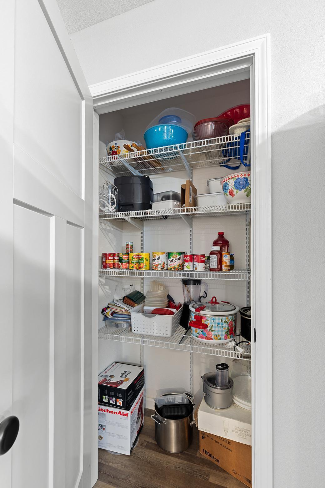 233 E Mckinley Street