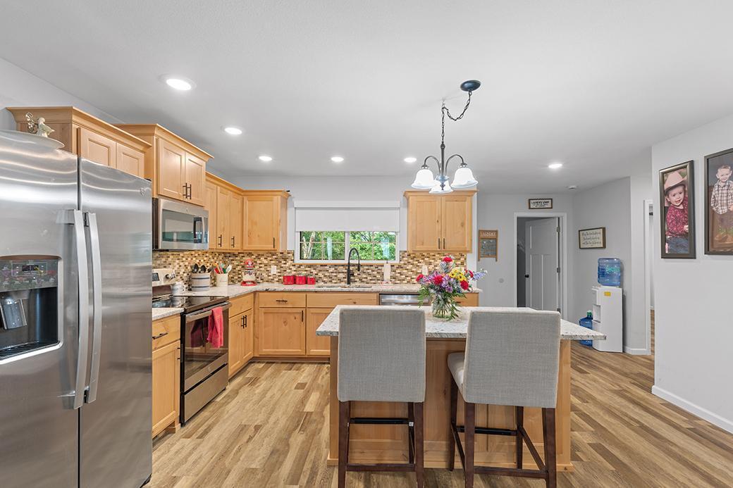 233 E Mckinley Street