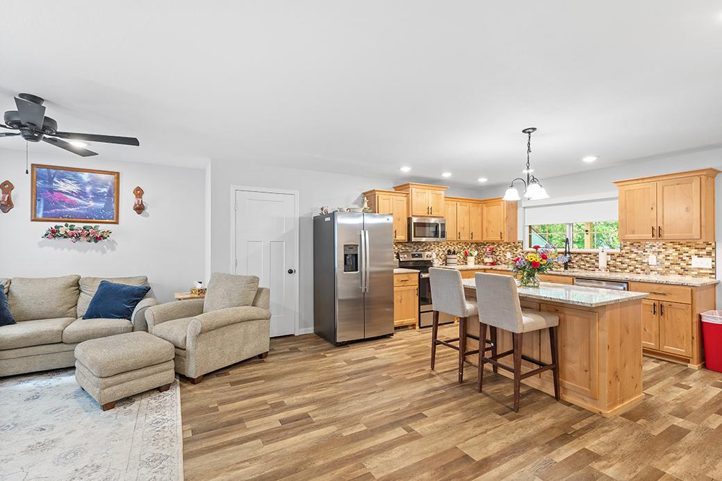 233 E Mckinley Street