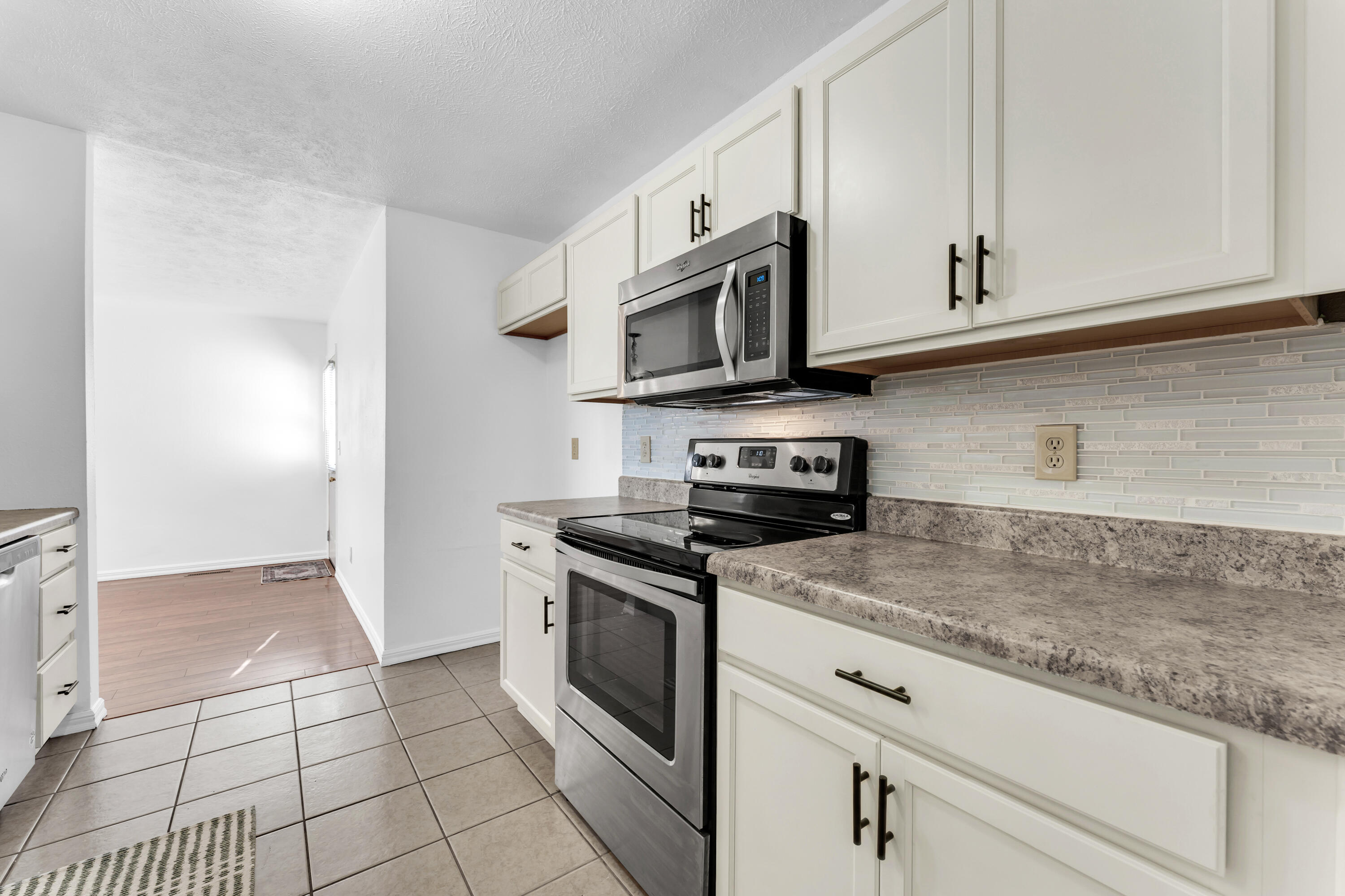 2749 N Washington Avenue