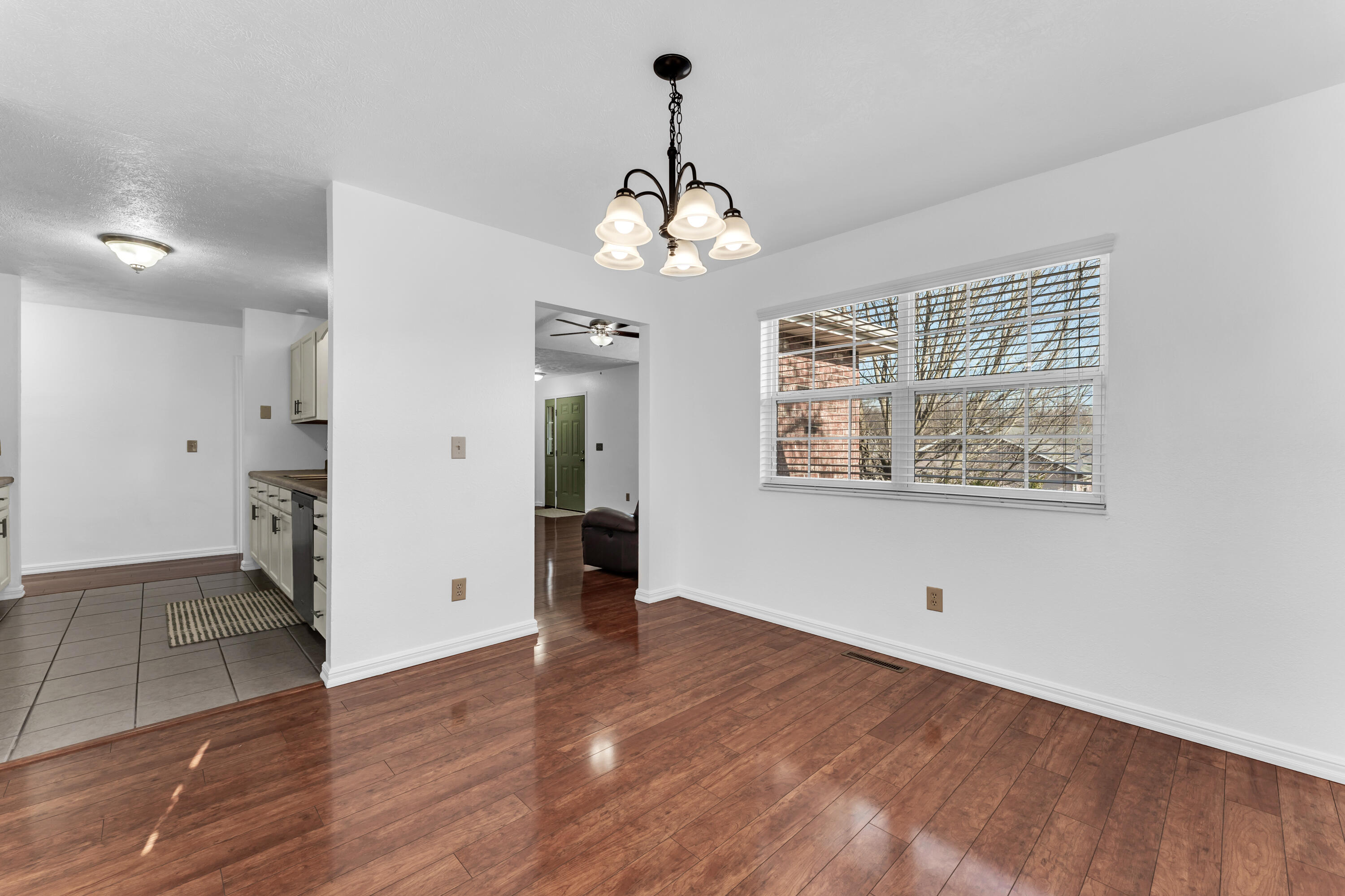 2749 N Washington Avenue