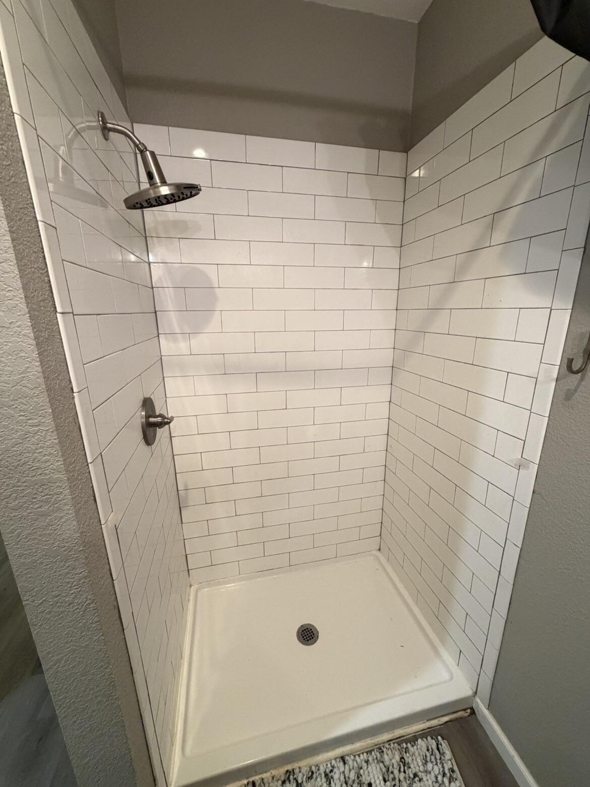 327 W Sherman Street