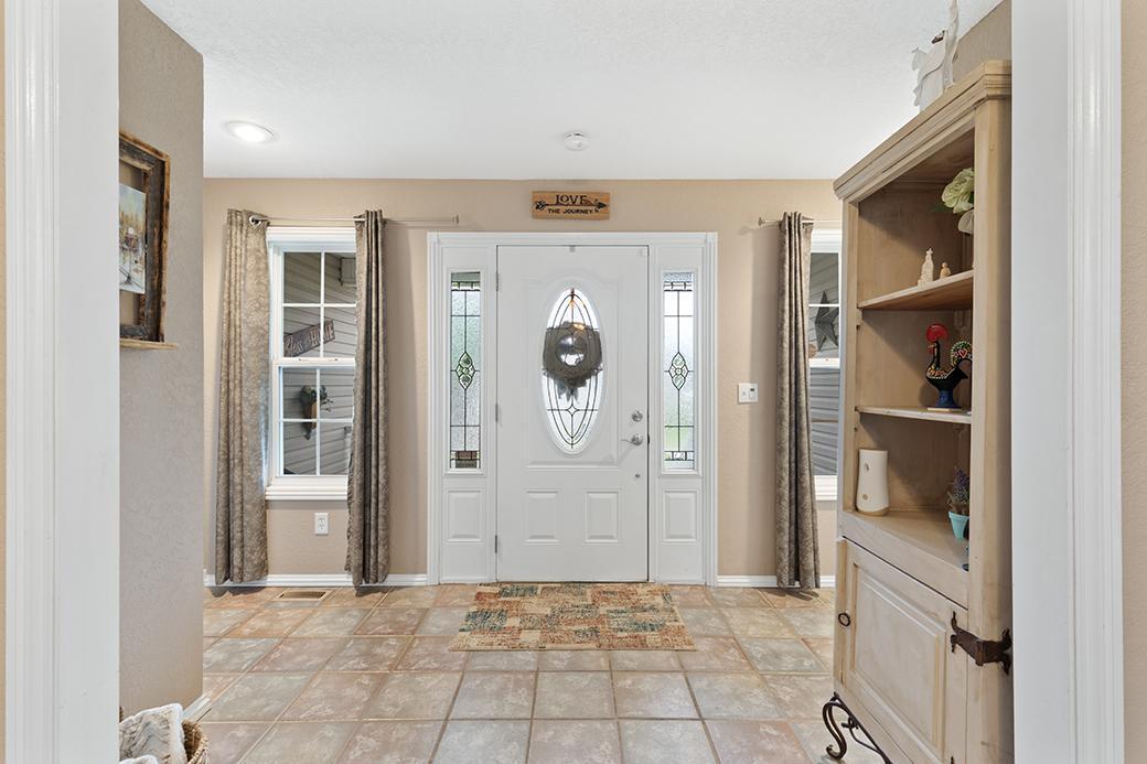 589 Barton Place