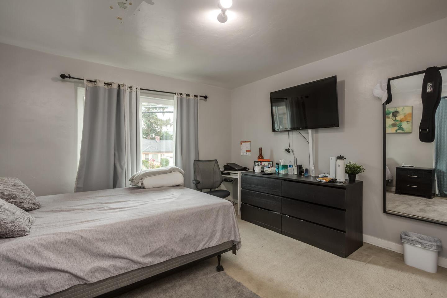 731 Valota RD