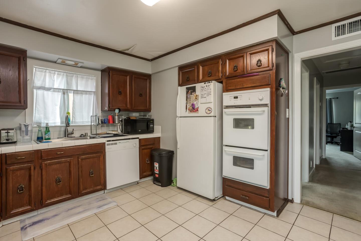 731 Valota RD