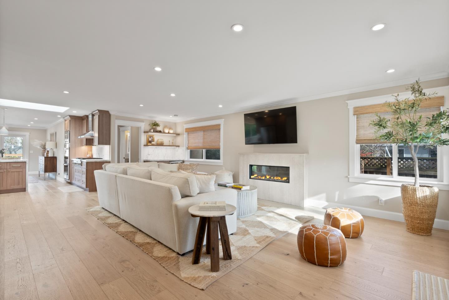 1873 Alameda De Las Pulgas