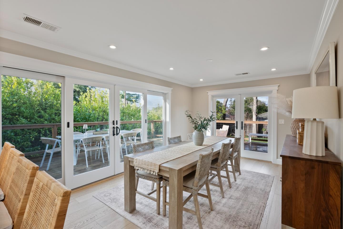 1873 Alameda De Las Pulgas