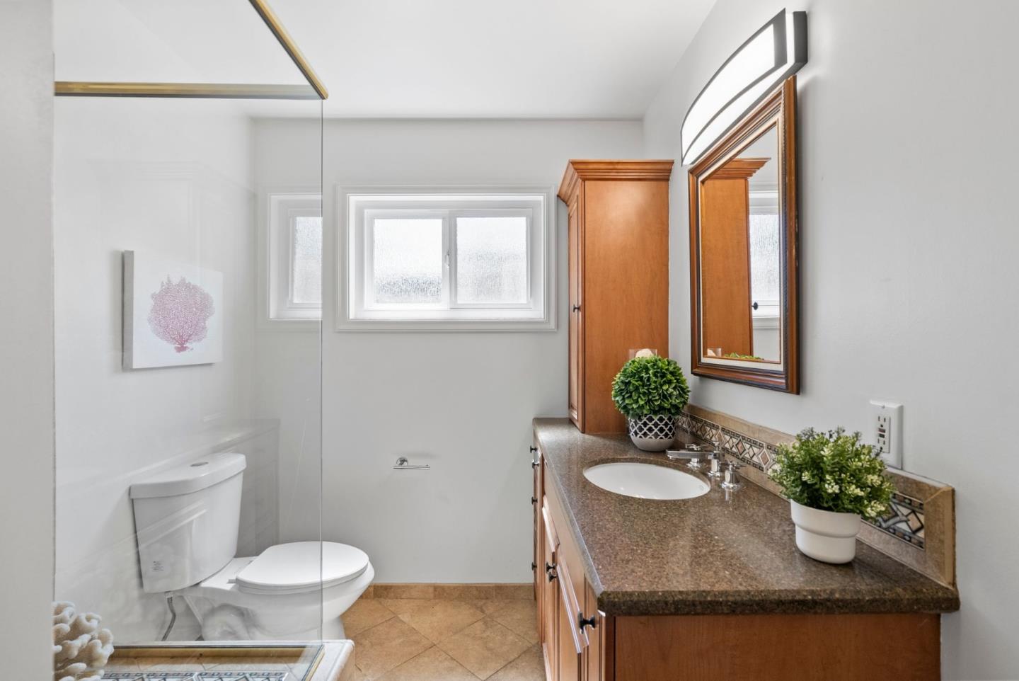 1825 Alameda De Las Pulgas