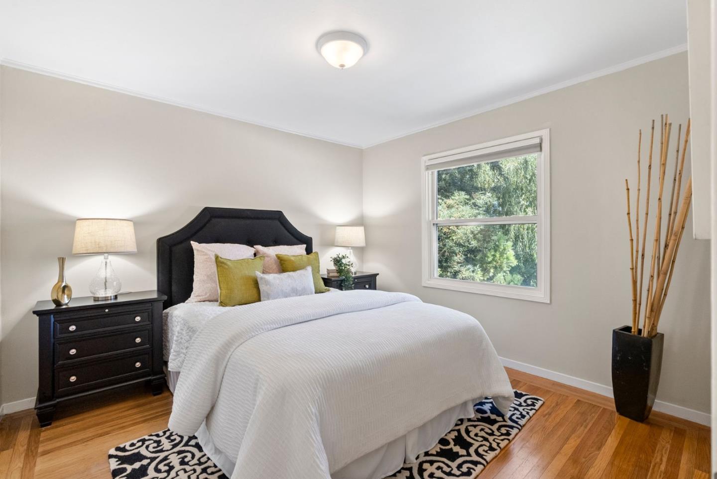 1825 Alameda De Las Pulgas