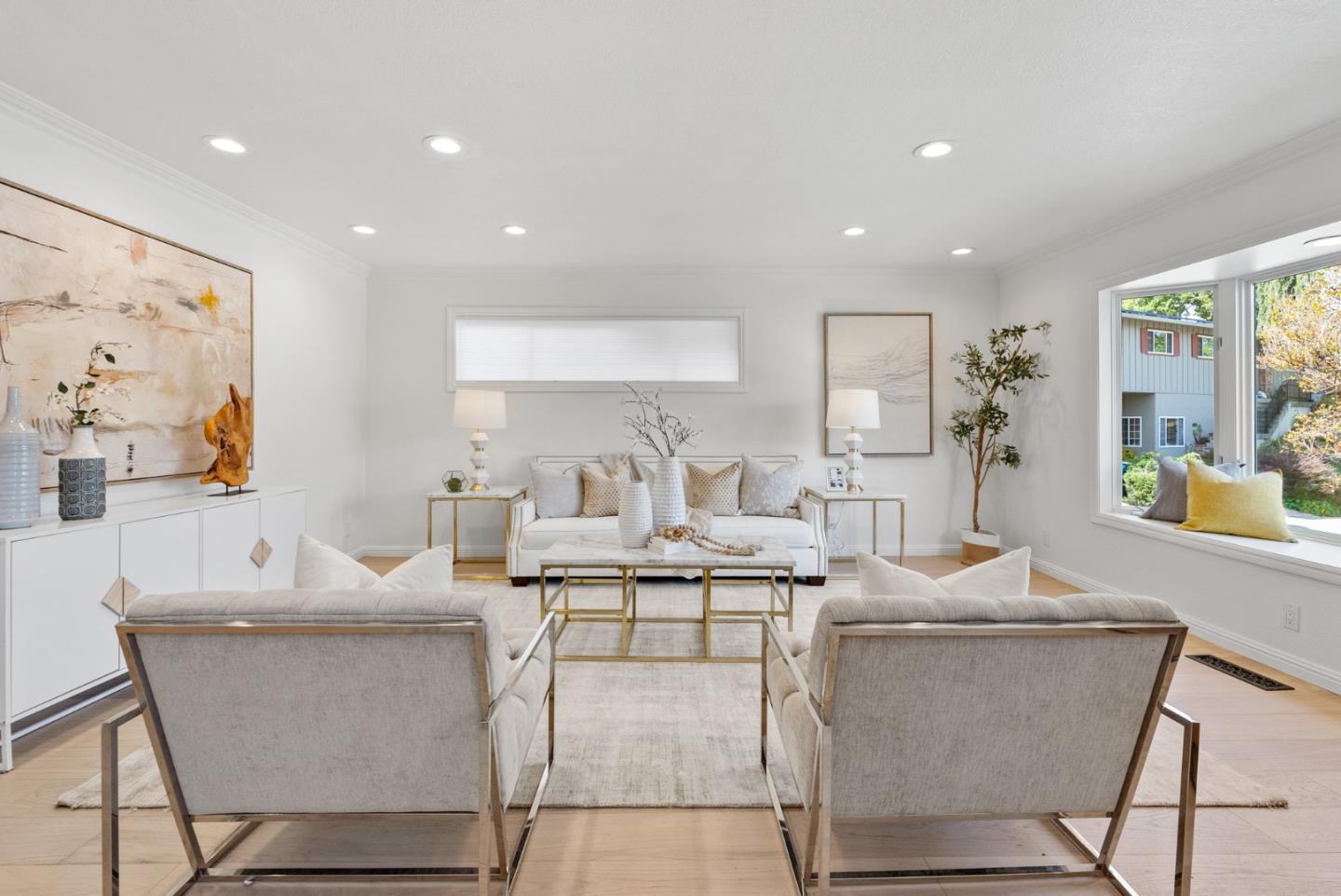 2497 Edith AVE