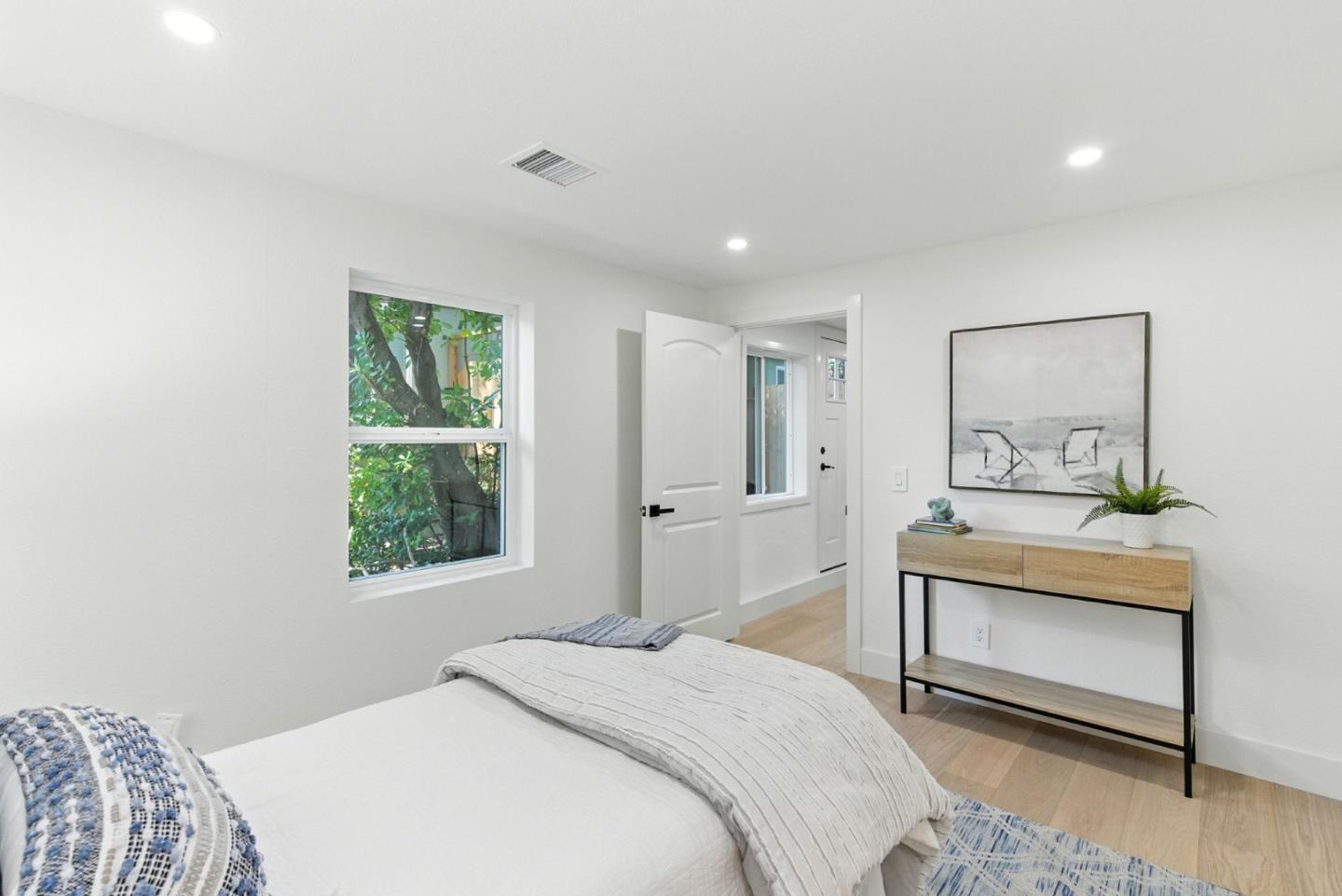 731 Valota Road