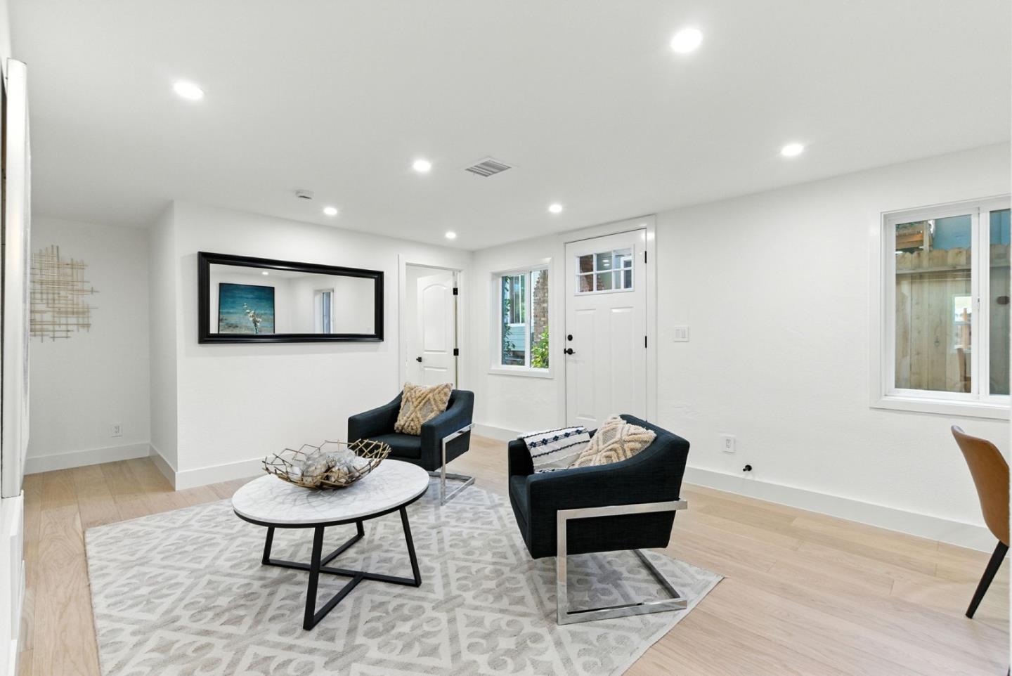 731 Valota Road