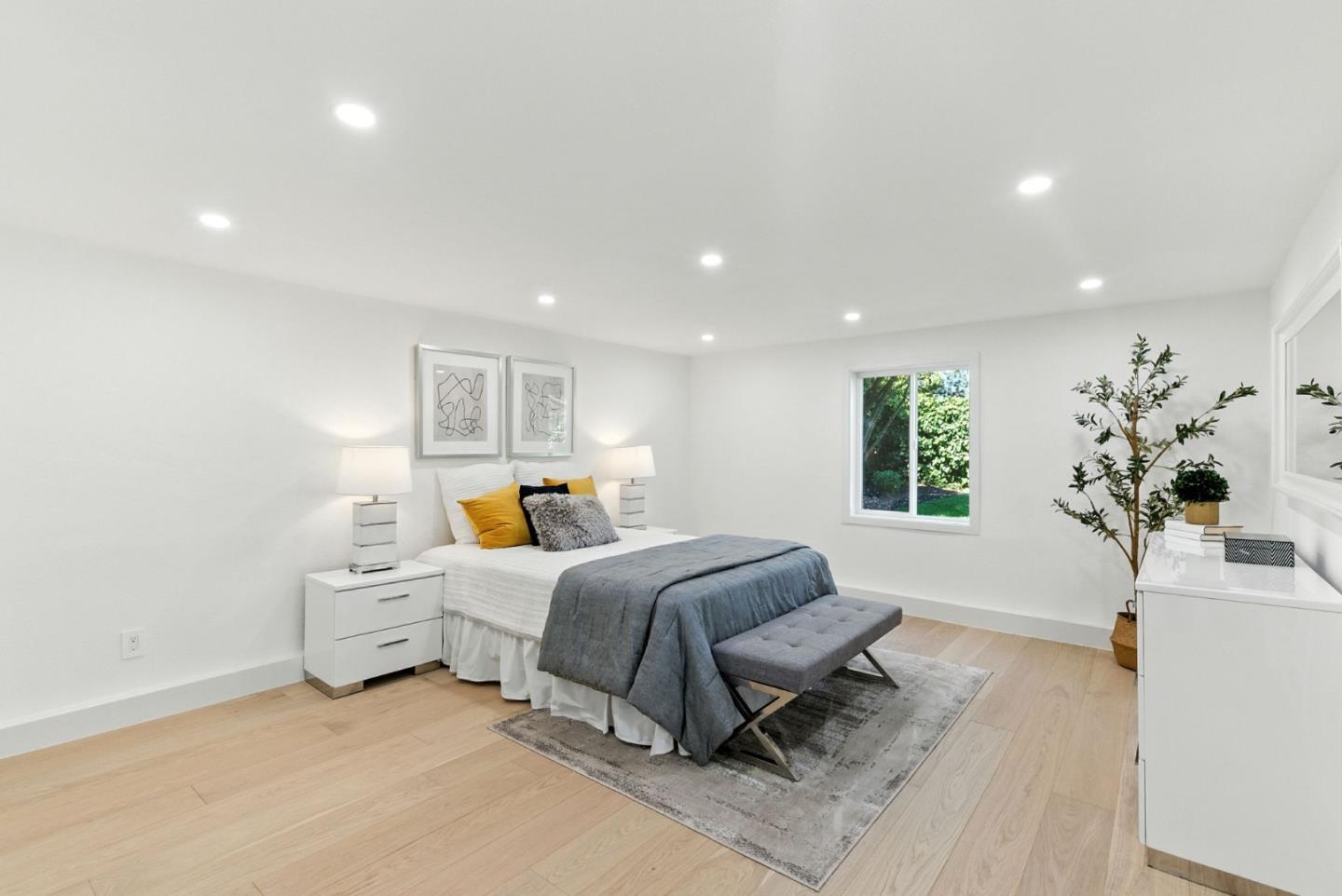 731 Valota Road