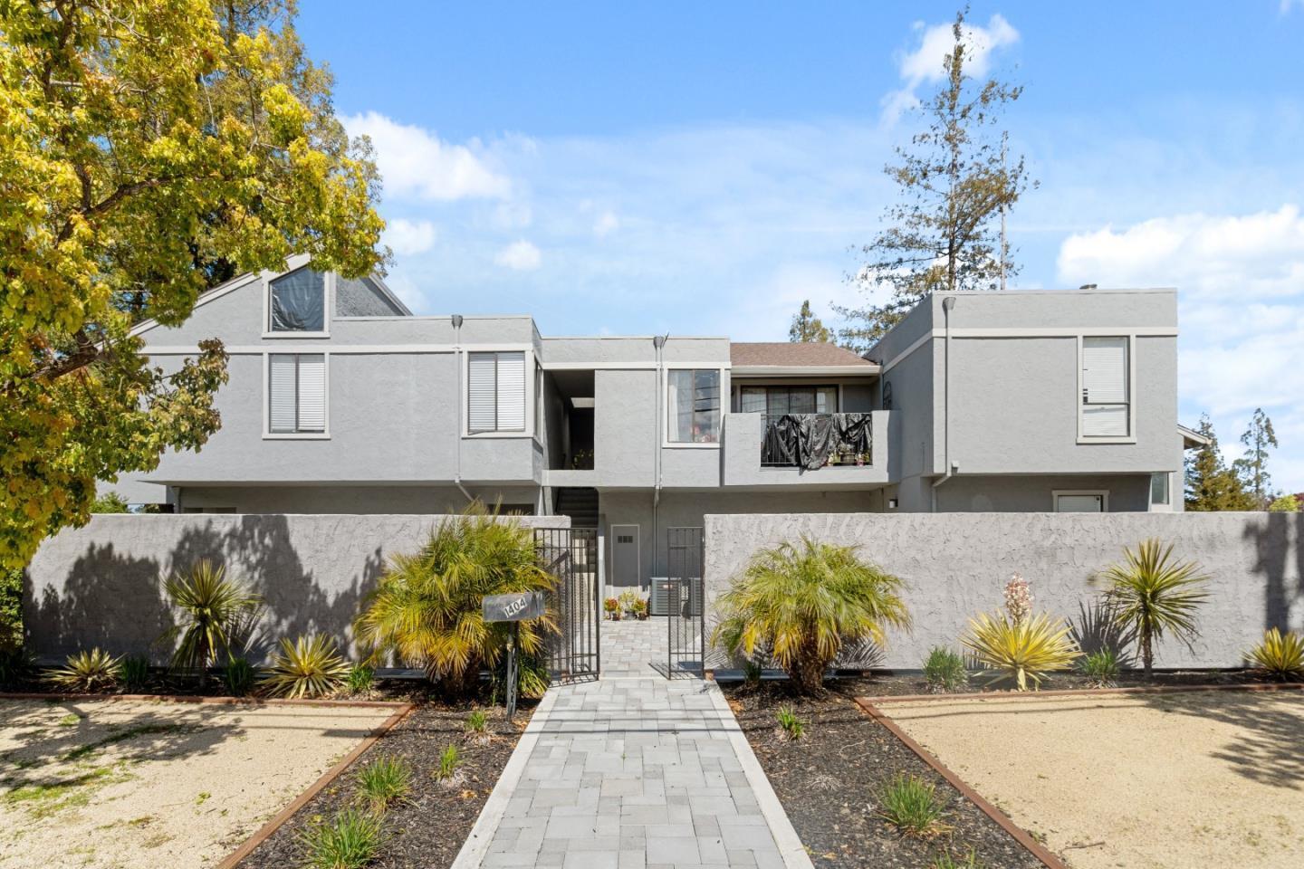 1 Doris Court