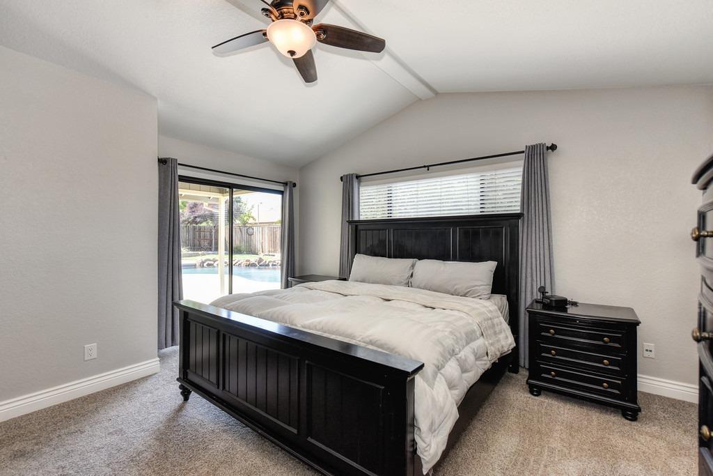 9391 Rolling Glen Court