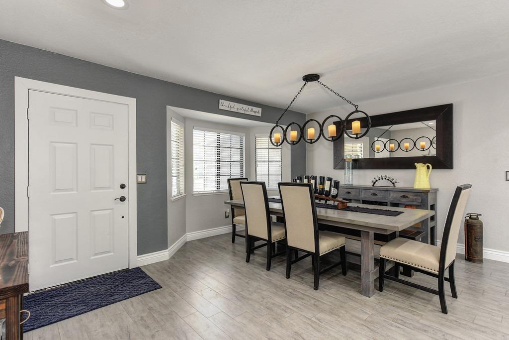 9391 Rolling Glen Court