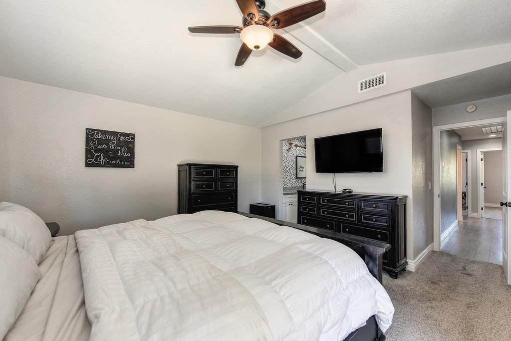 9391 Rolling Glen Court