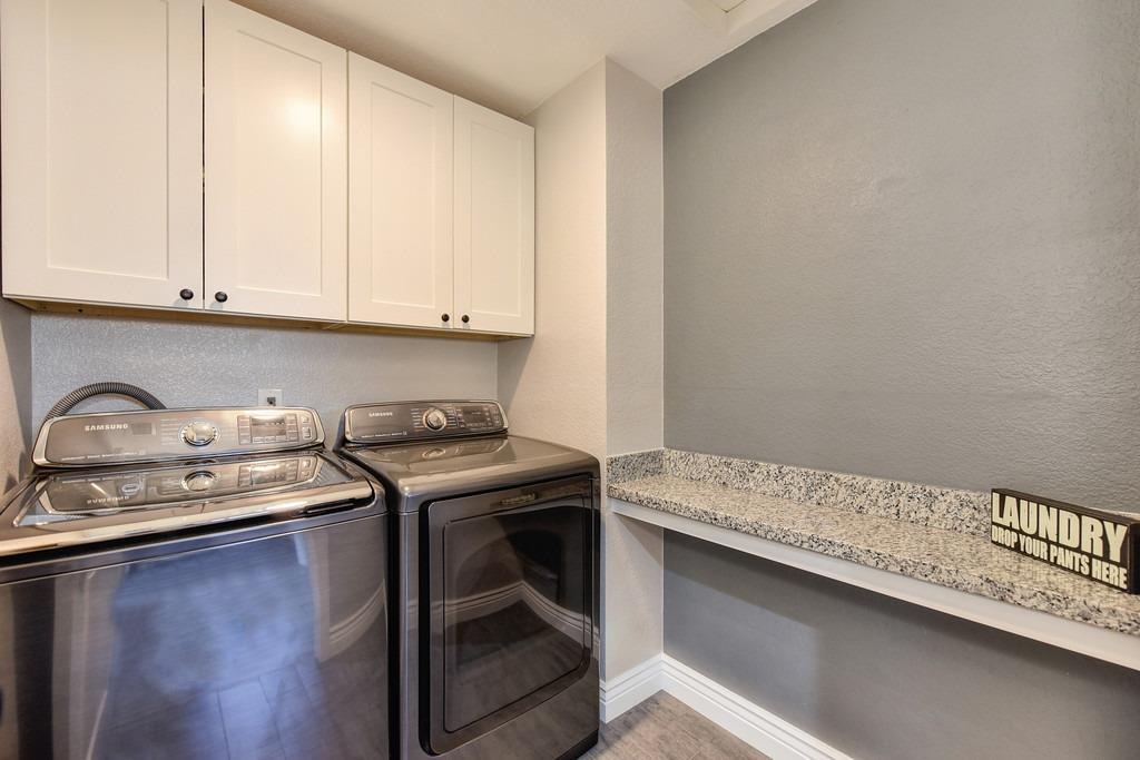 9391 Rolling Glen Court