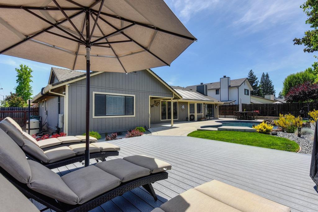 9391 Rolling Glen Court