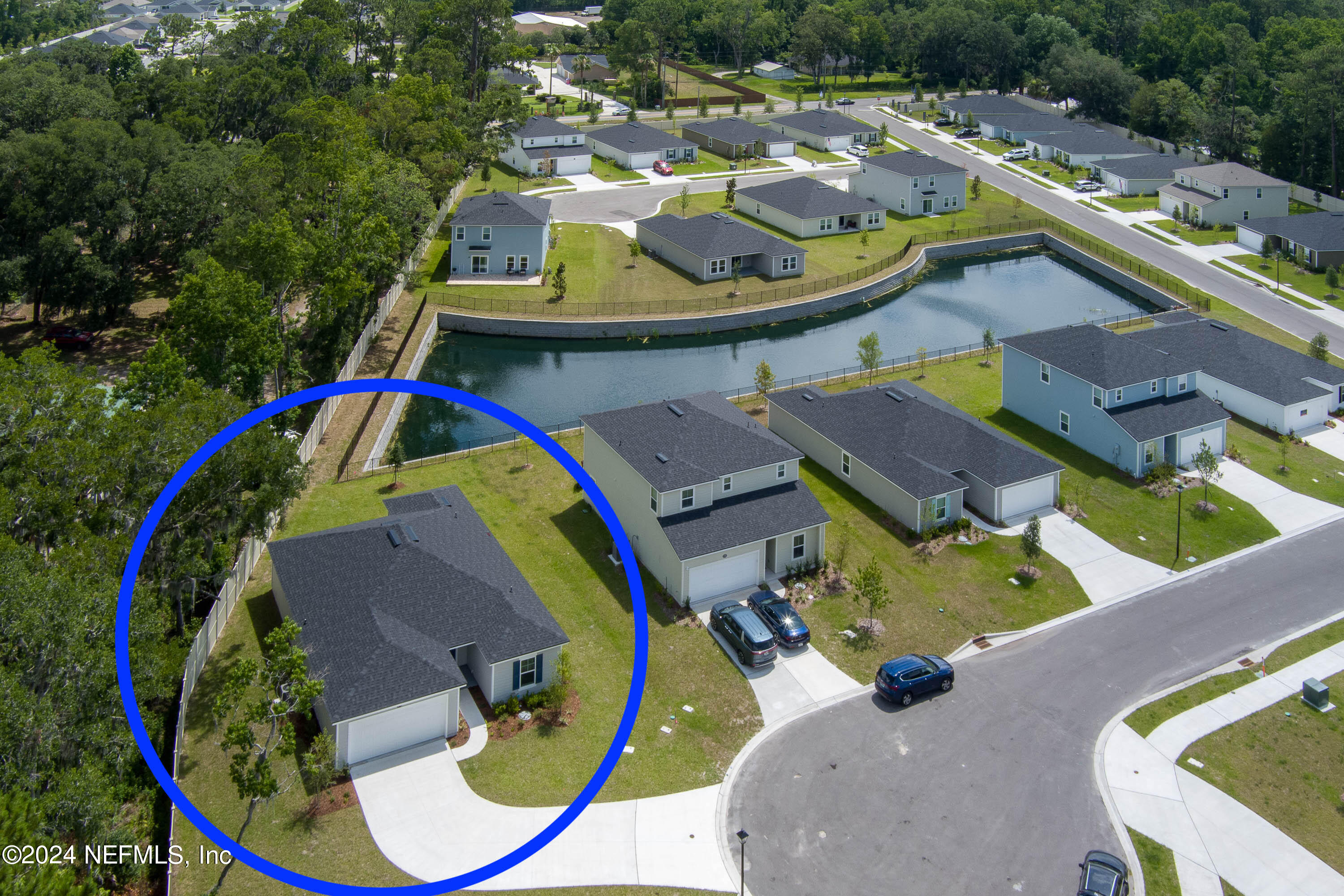 12512 CREEKSIDE MANOR Drive