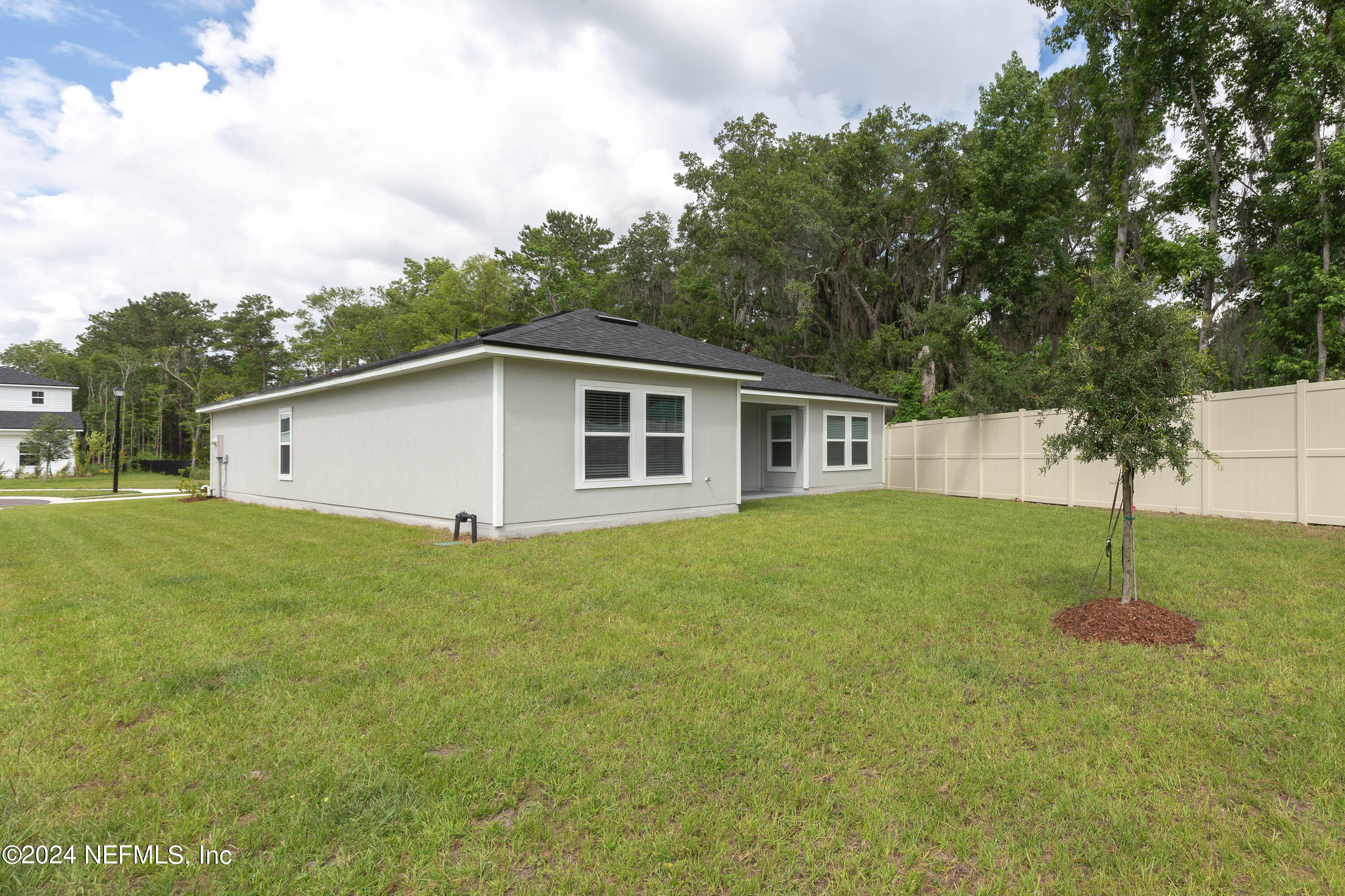 12512 CREEKSIDE MANOR Drive