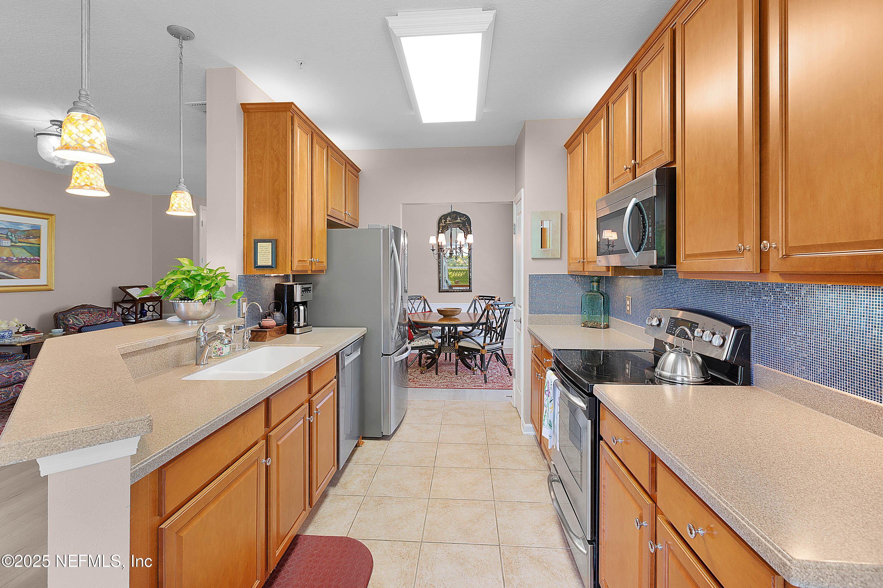 33 FAWN GULLY Lane
