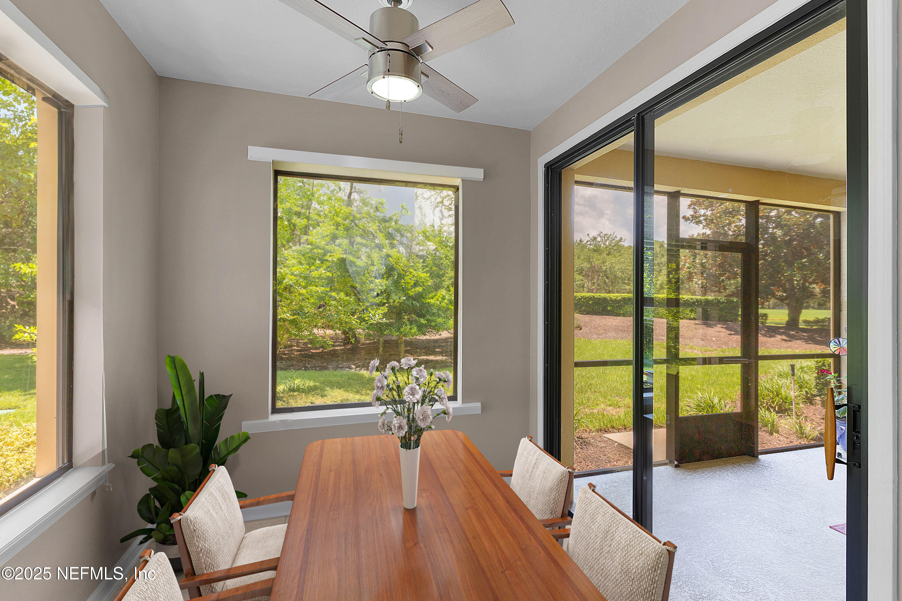 33 FAWN GULLY Lane