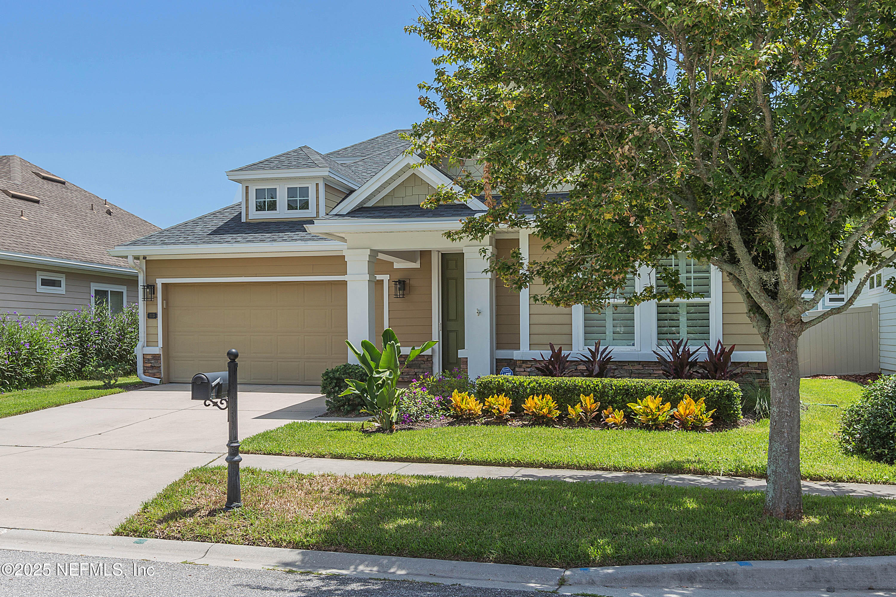 113 GARDEN WOOD Drive