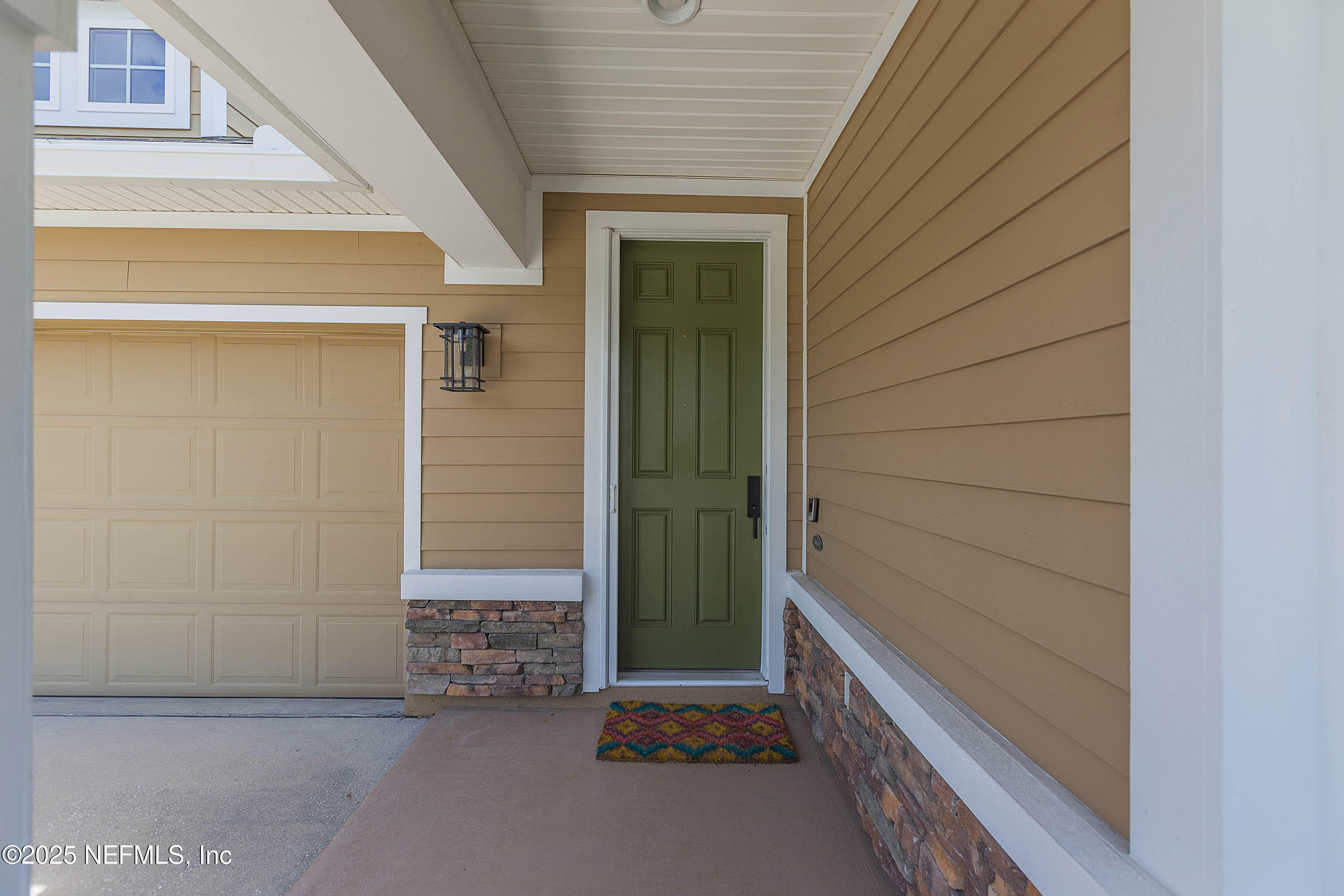 113 GARDEN WOOD Drive
