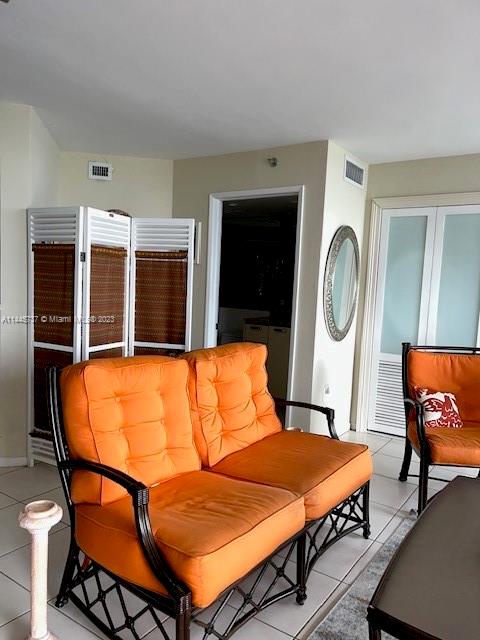 5880 Collins Ave # 1004