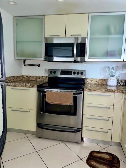5880 Collins Ave # 1004