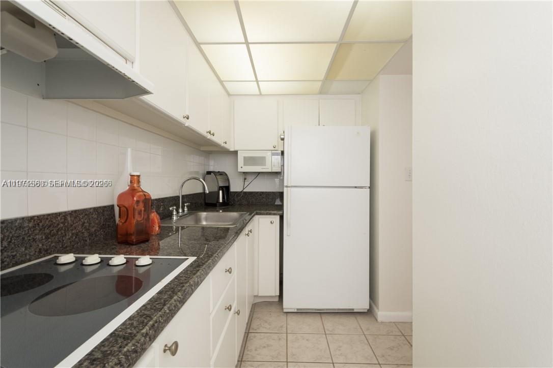 1200 West Ave # 02 Unit: PH-02