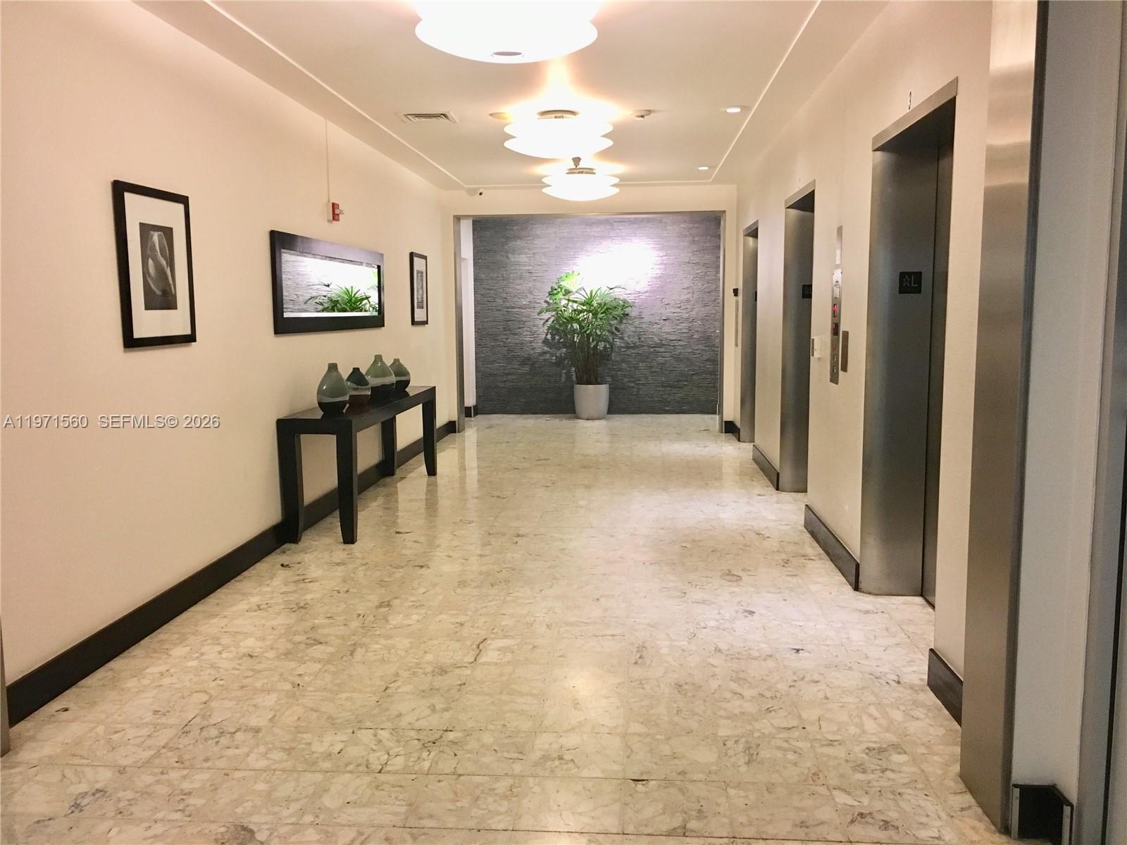 1200 West Ave # 02 Unit: PH-02