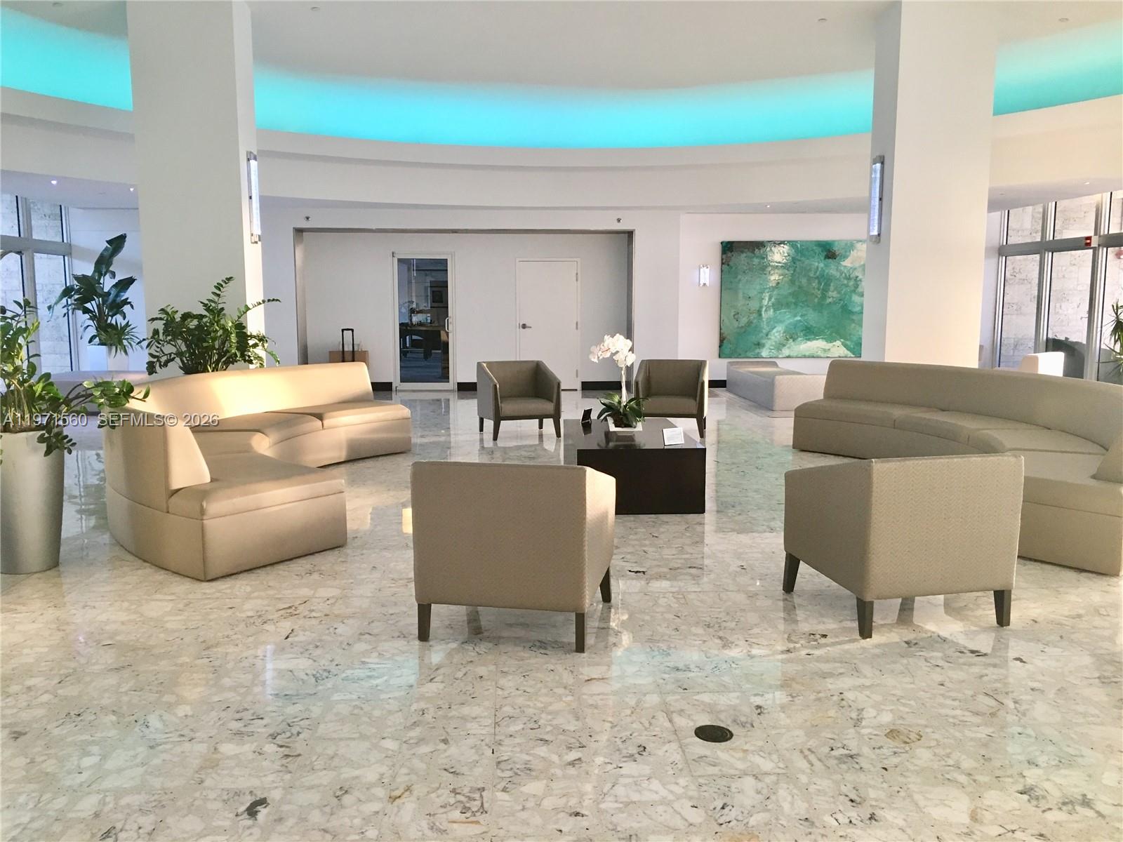 1200 West Ave # 02 Unit: PH-02