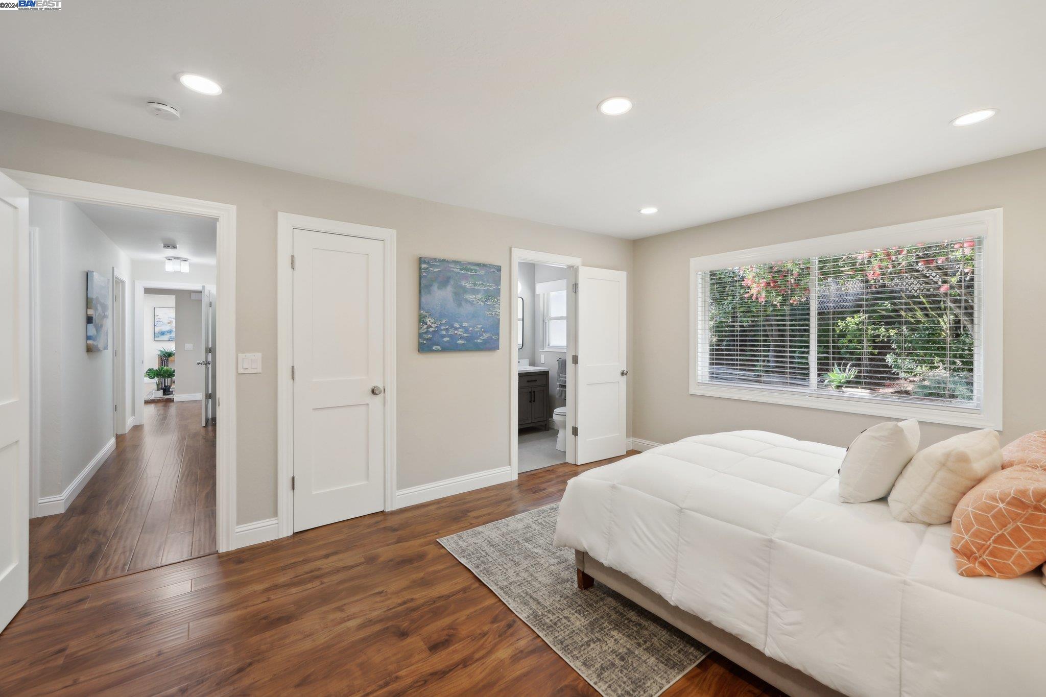 10288 Royal Oak Rd