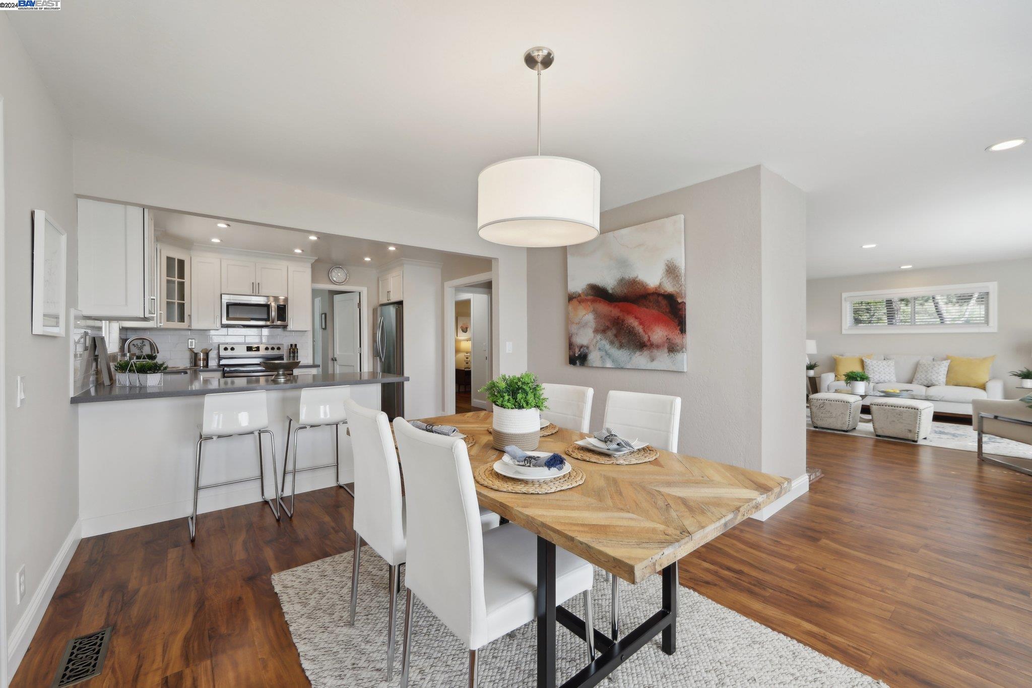 10288 Royal Oak Rd