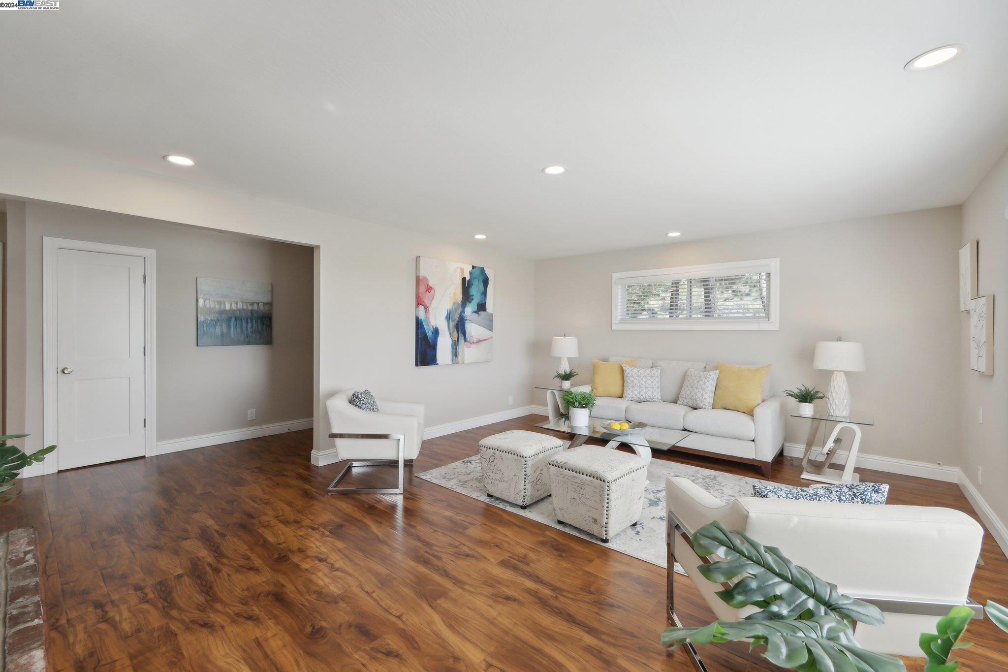 10288 Royal Oak Rd