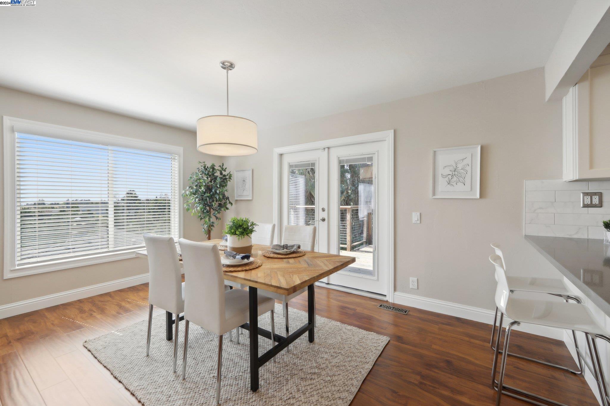 10288 Royal Oak Rd