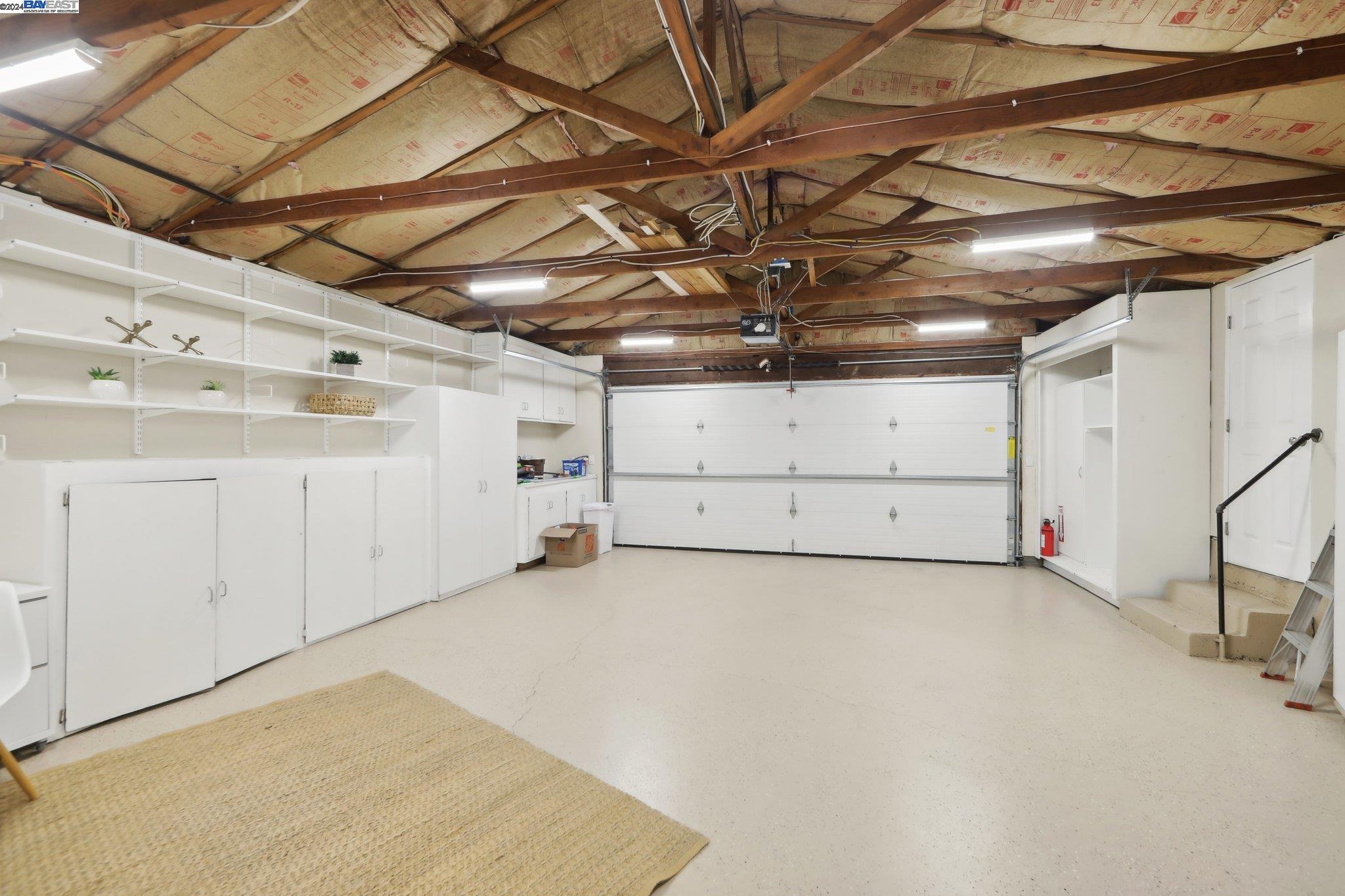 10288 Royal Oak Rd