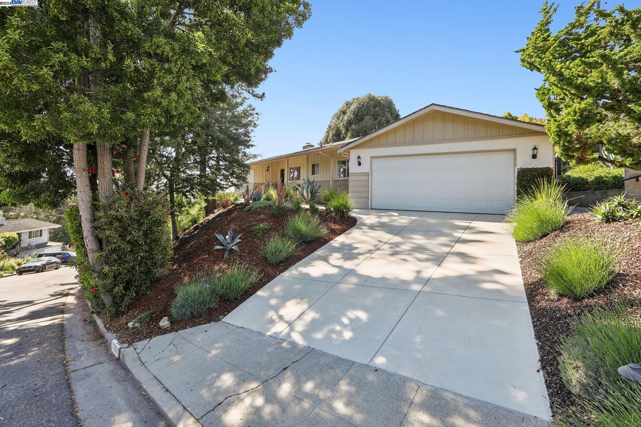 10288 Royal Oak Rd