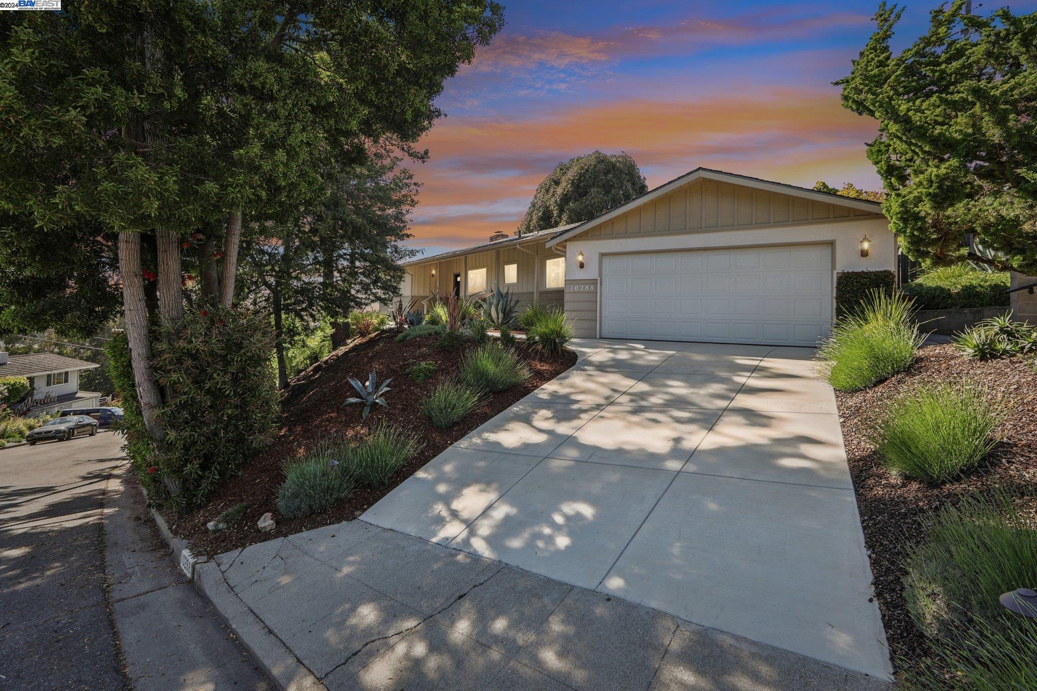 10288 Royal Oak Rd