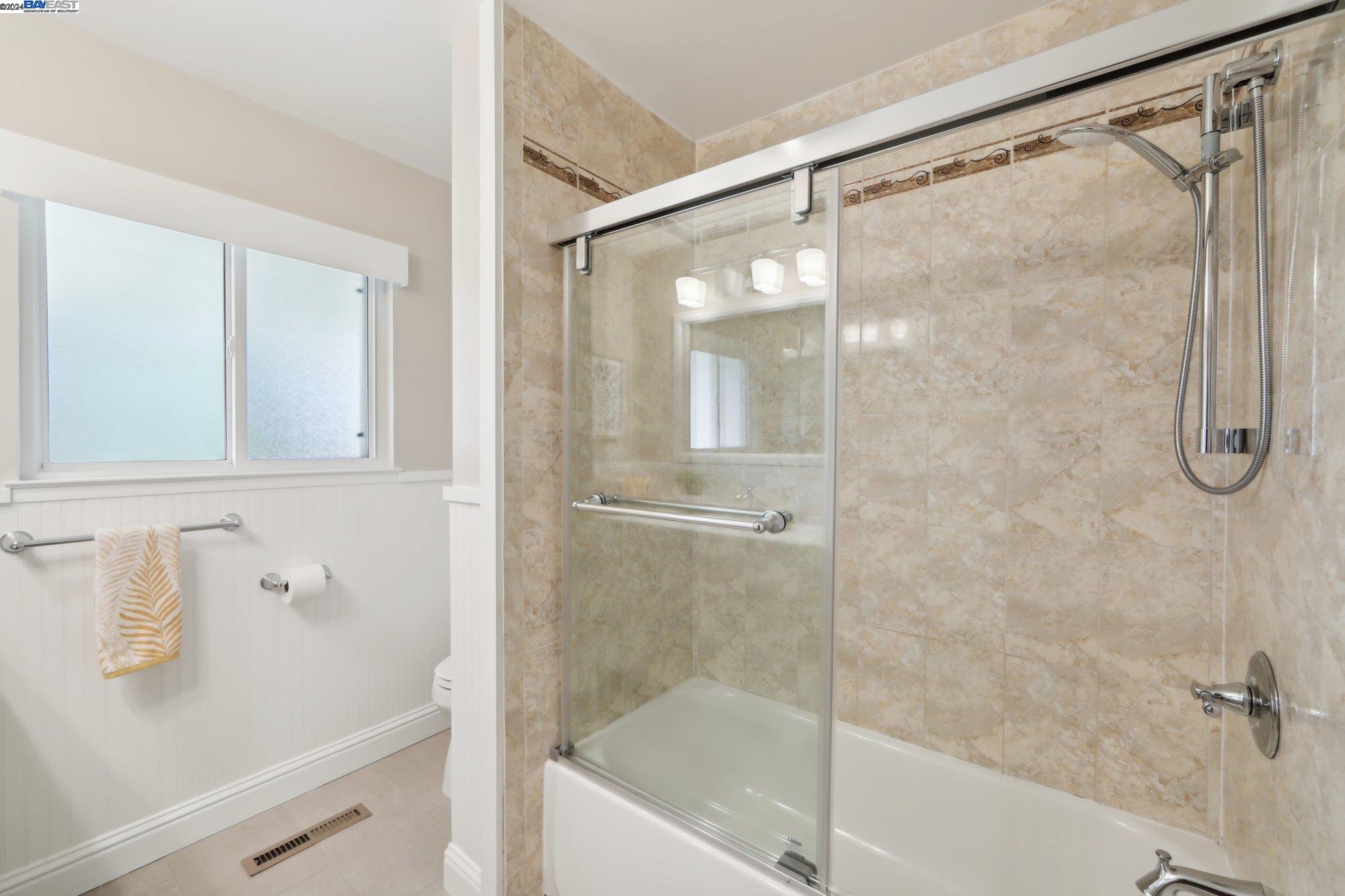 10288 Royal Oak Rd