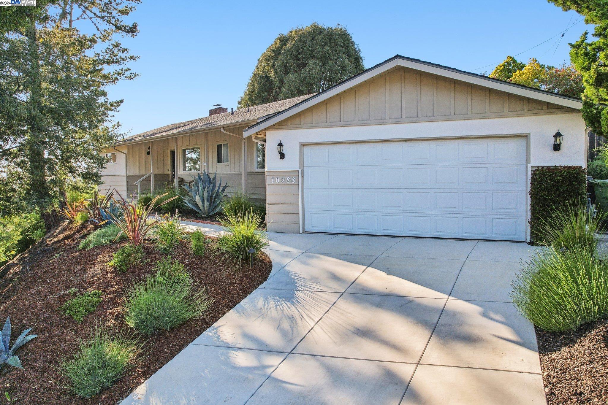 10288 Royal Oak Rd