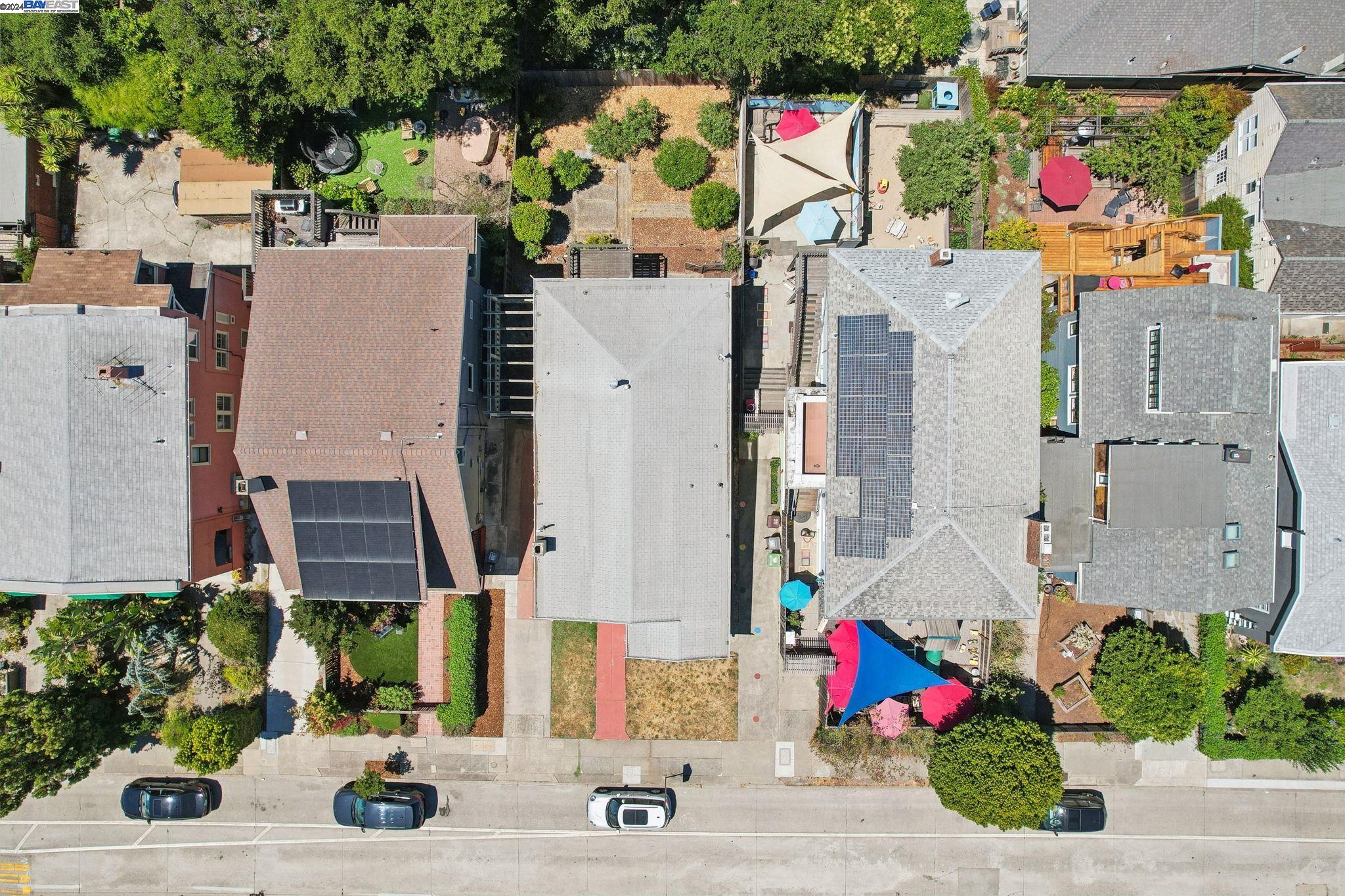 3945 Park Blvd