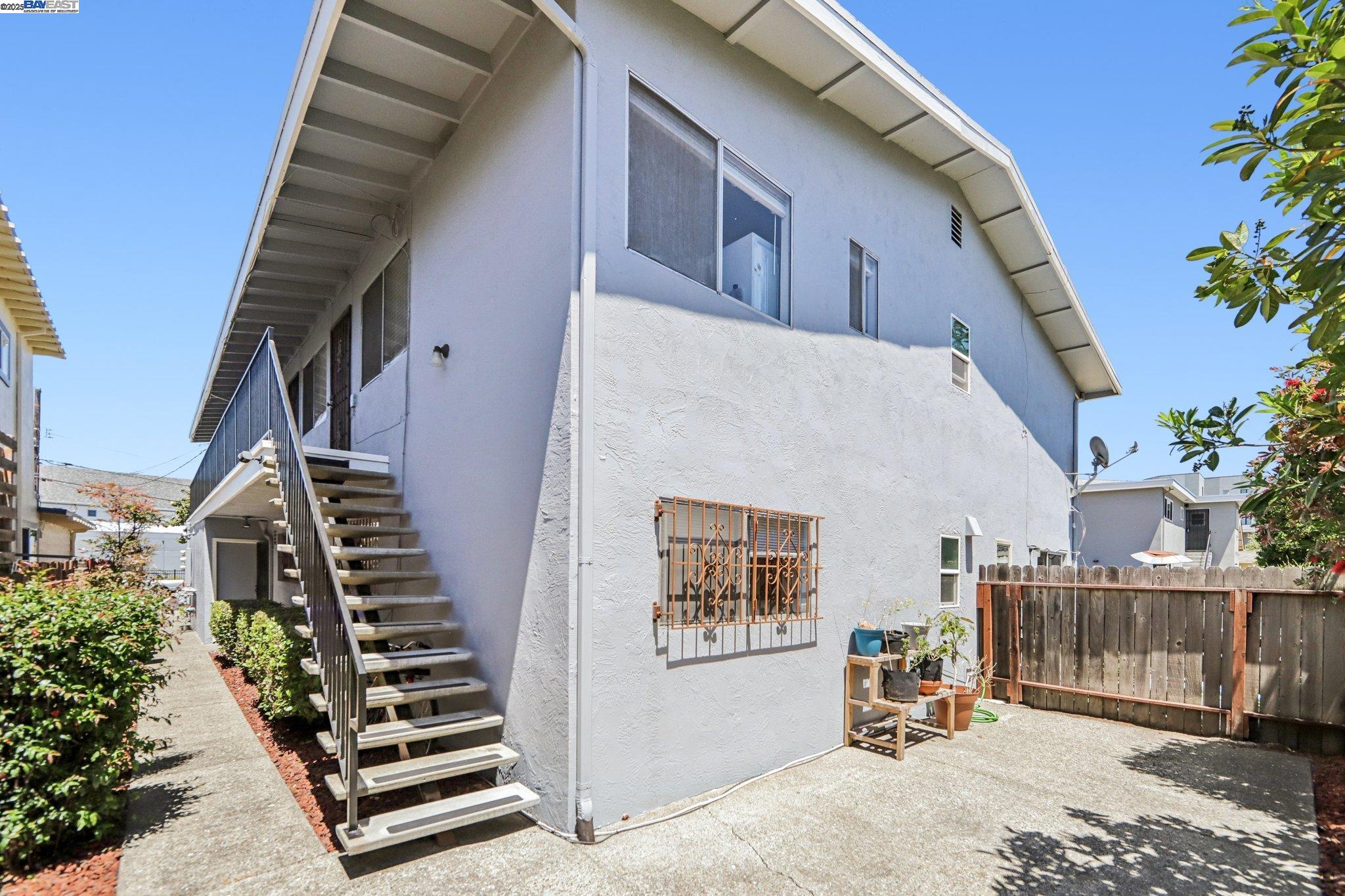 5722 Jefferson Ave