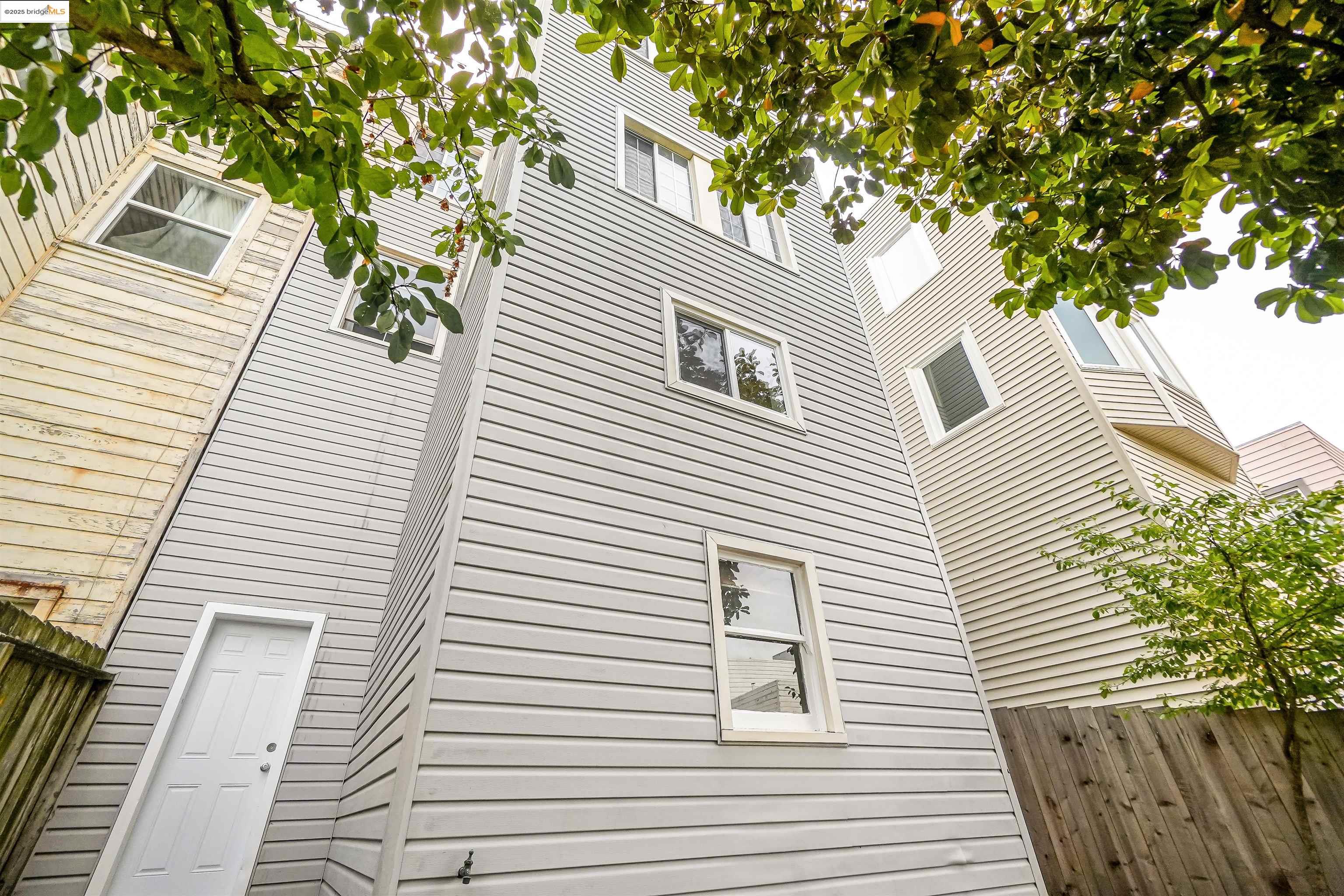 422-424 34th Ave