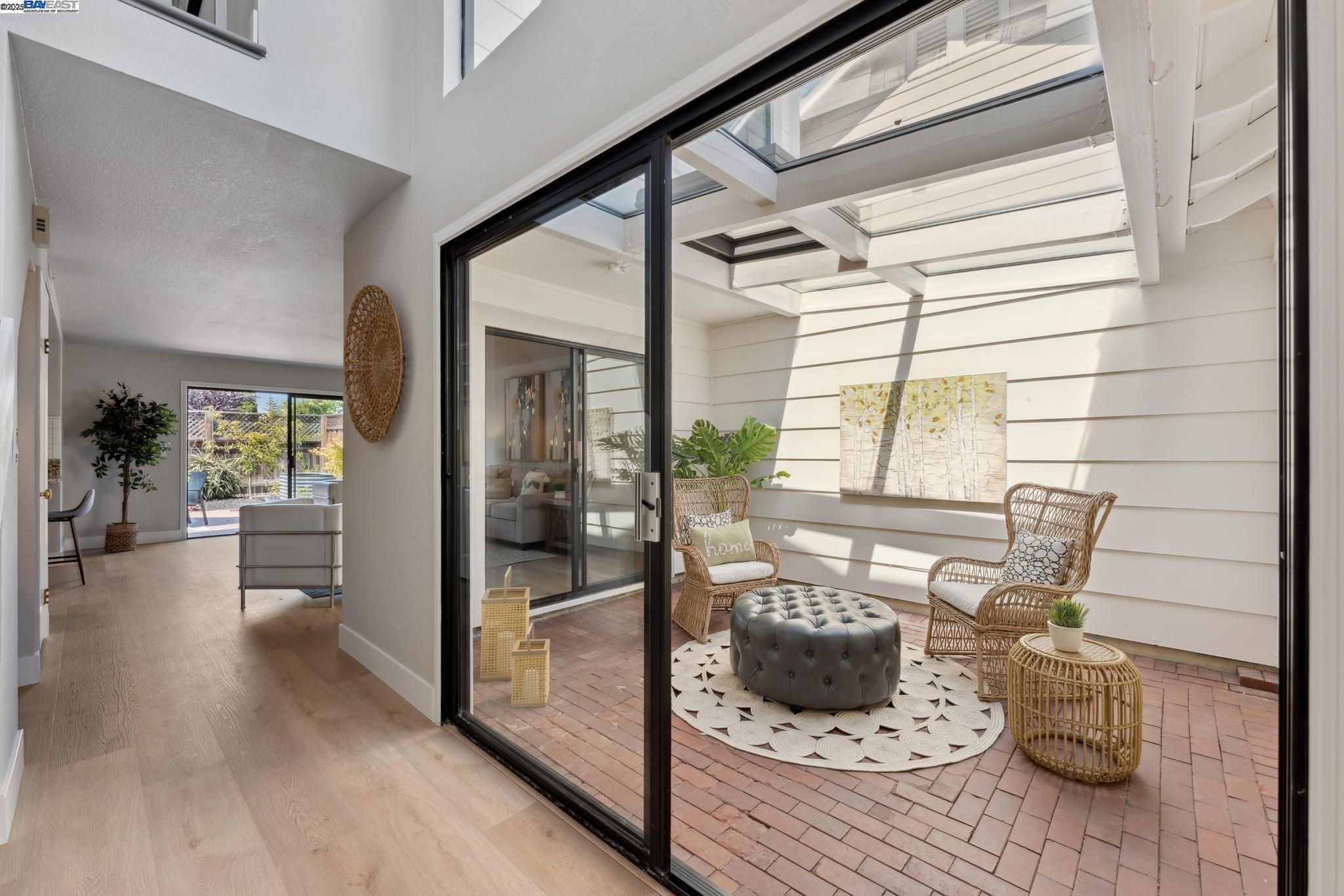 111 Capetown Dr