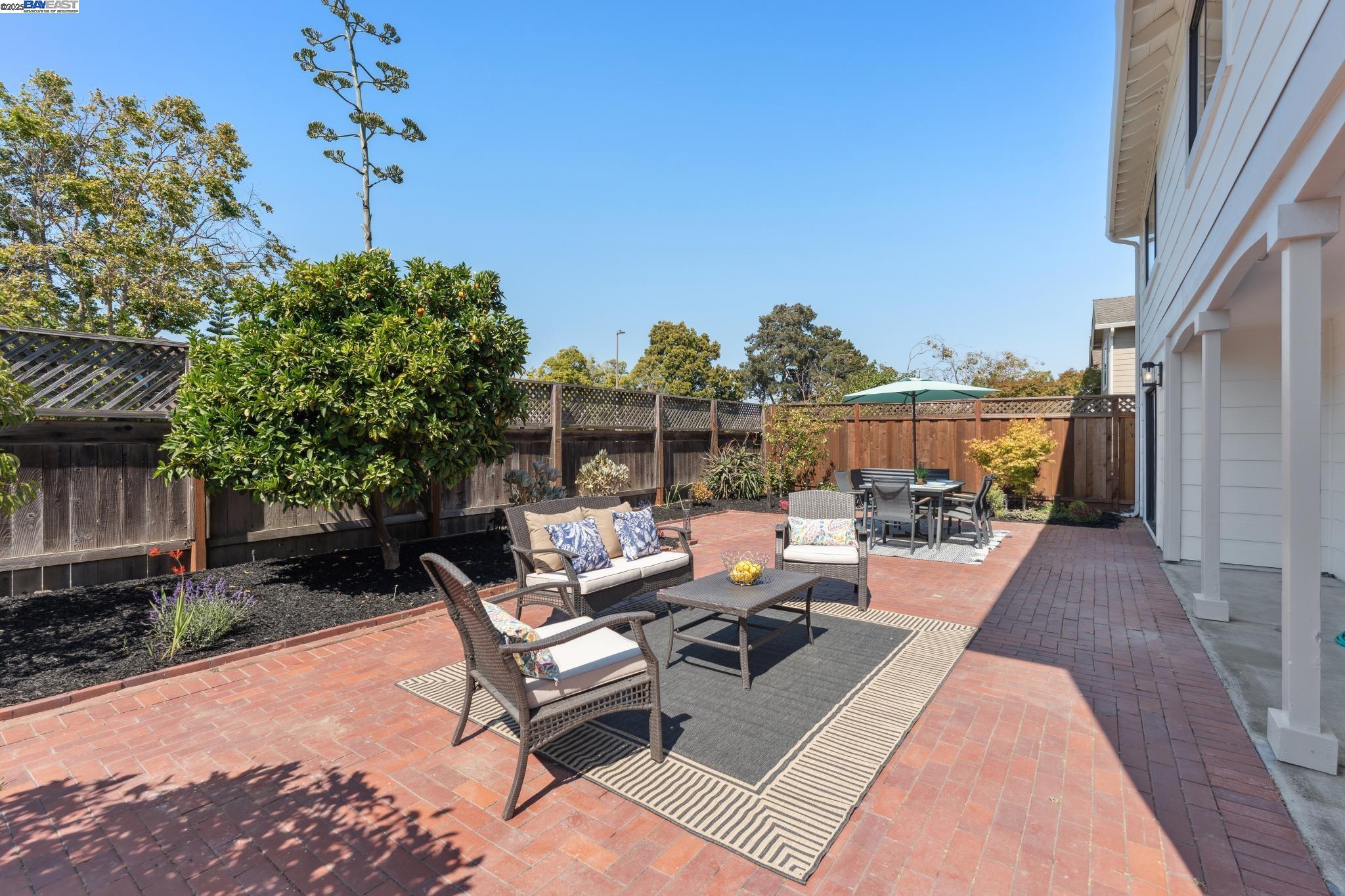 111 Capetown Dr